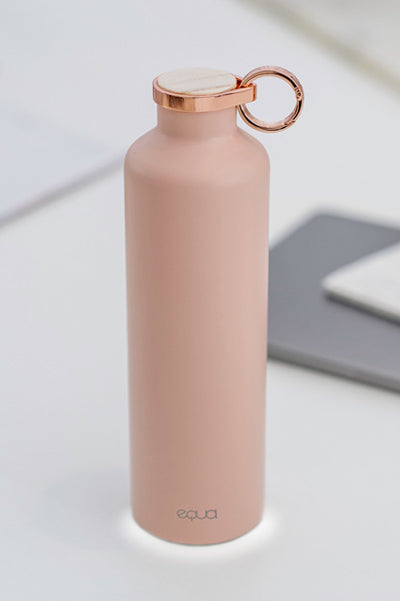Bottiglia di vetro nero gonfio da EQUA - EQUA - Bottiglie d'acqua  sostenibili