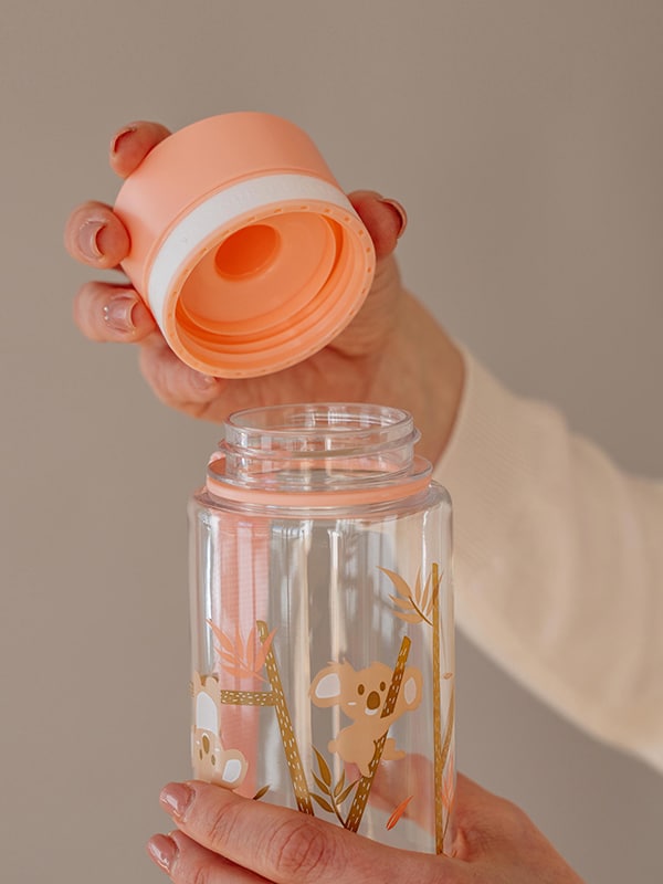 EQUA BPA FREE water bottle, Playground, close up of the lid, pink color