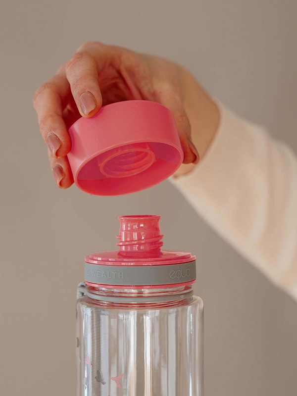 EQUA BPA FREE water bottle, Esprit Birds, close up of the lid and mouth piece, pink color