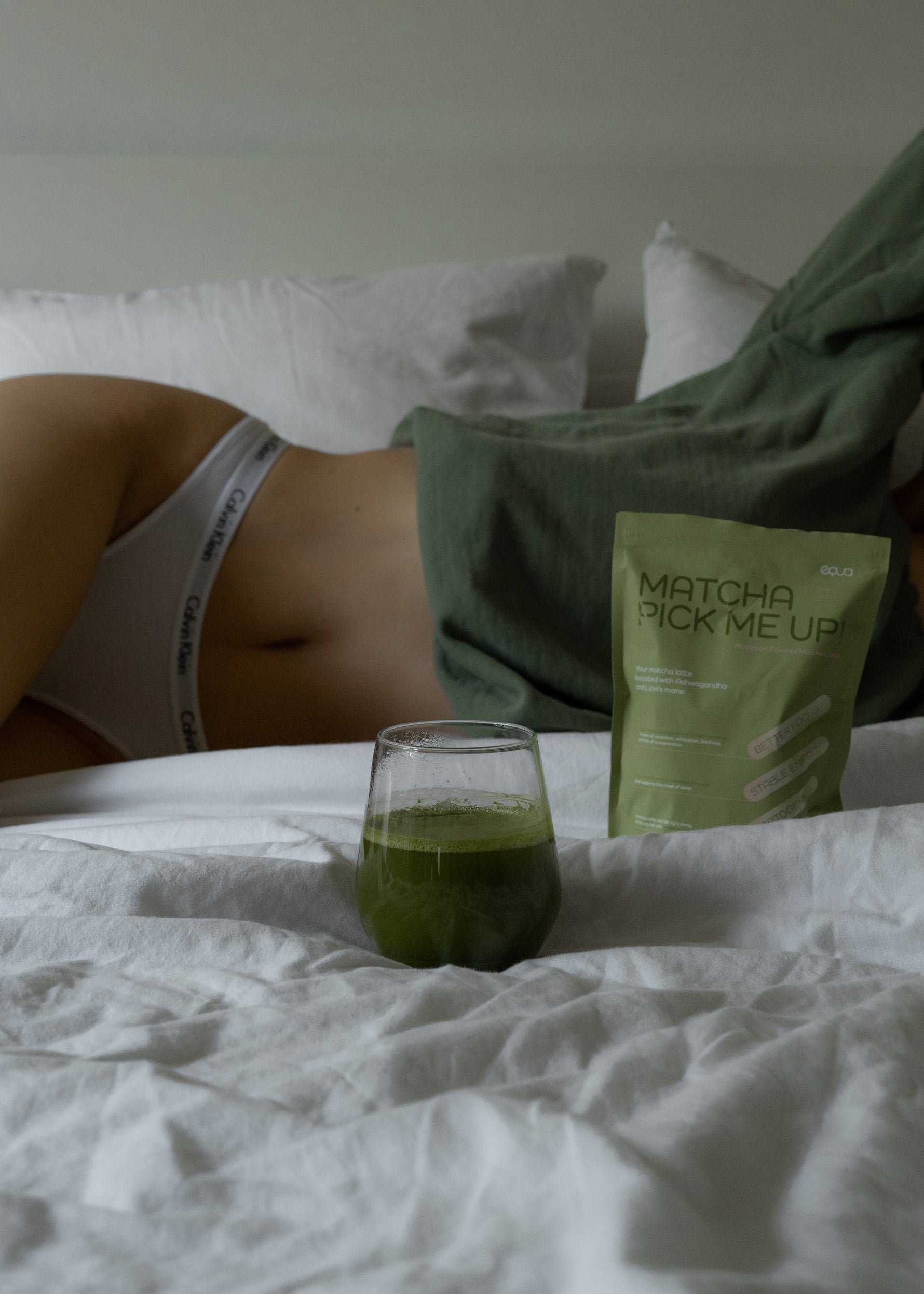 DRINKING MATCHA WILL CHANGE YOUR OFFICE MORNINGS